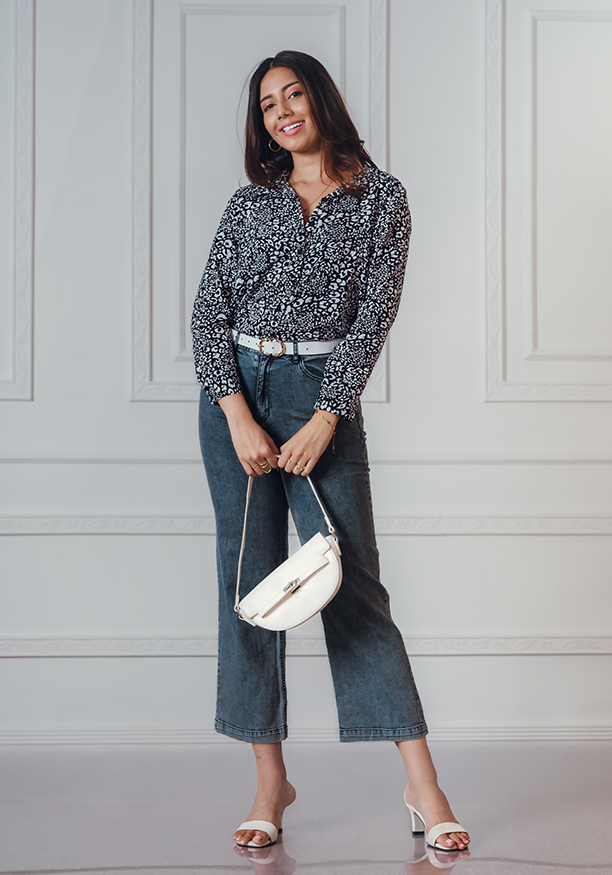 ROUNDY BLOUSE